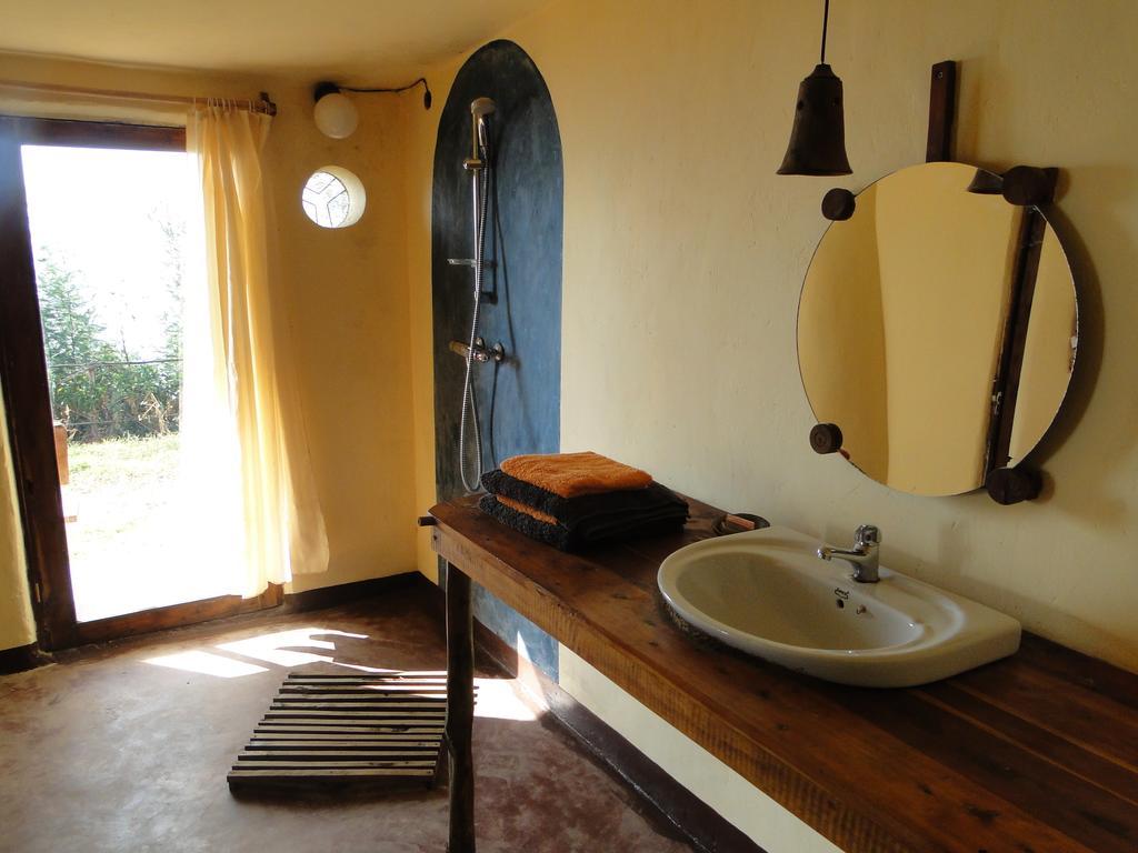 Mambo View Point Villa Ndungu Ruang foto