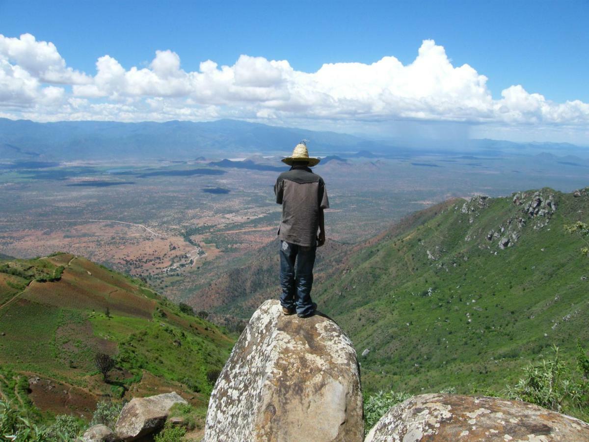 Mambo View Point Villa Ndungu Bagian luar foto